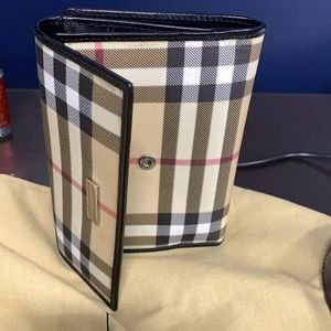 Burberry Women’s Wallet